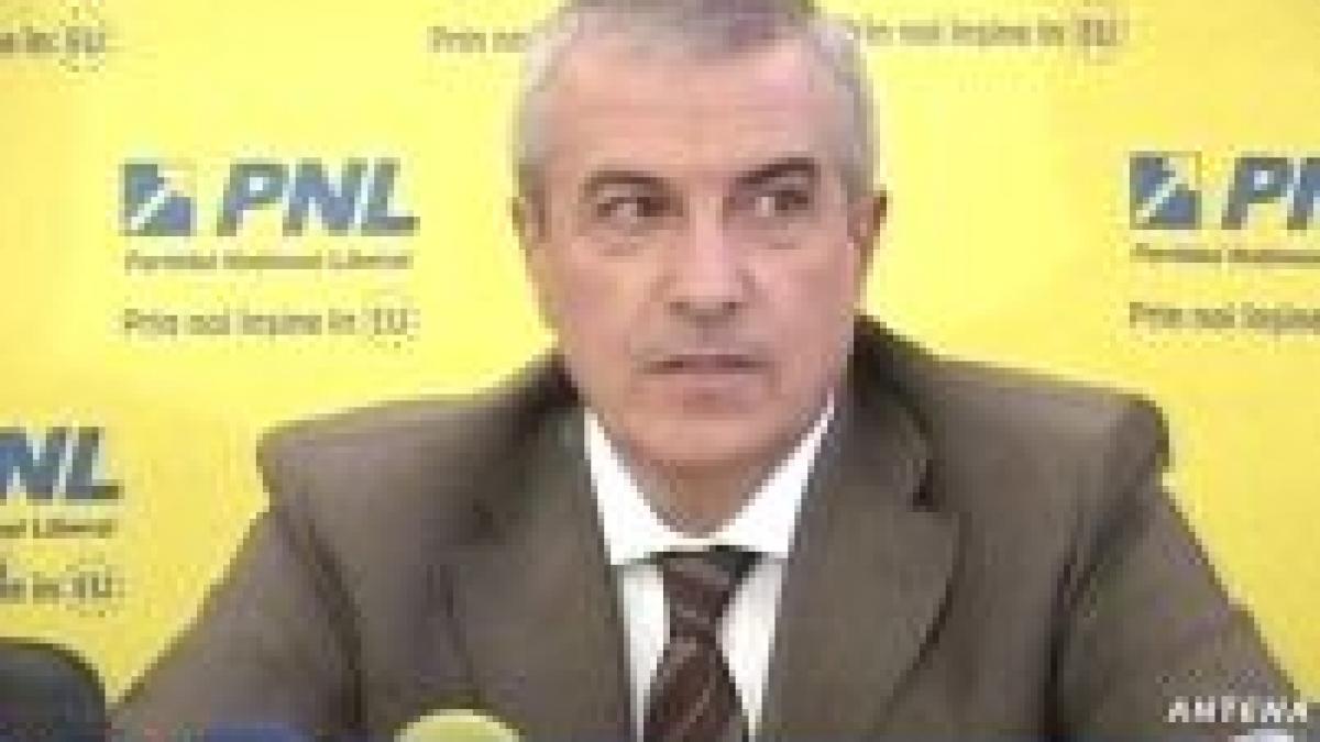 Tăriceanu: "Preşedintele vrea să se bage în seamă"