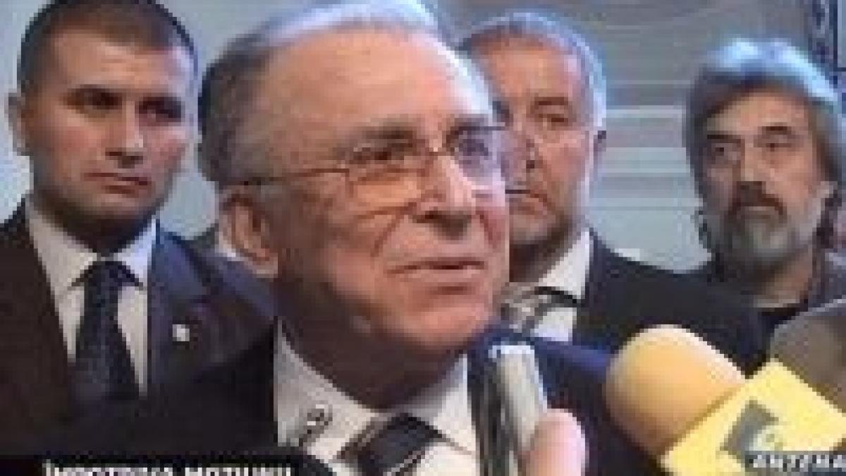 Iliescu: o nouă moţiune de cenzură ar fi nepotrivită