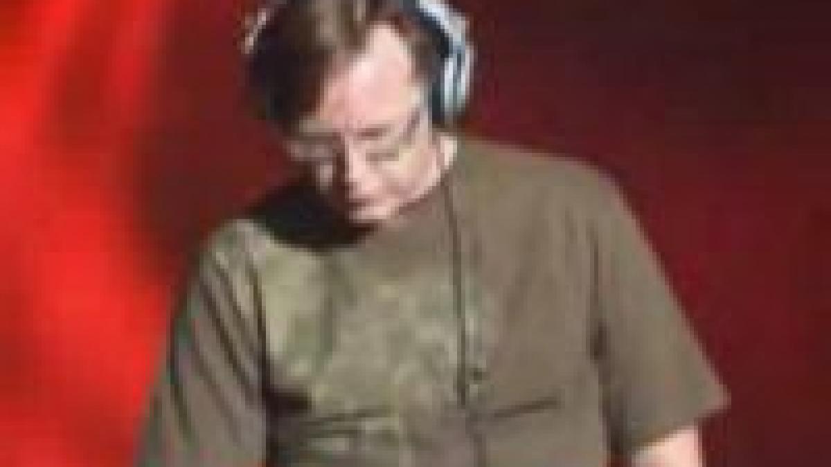 Andy Fletcher ? în postura de DJ la Bucureşti