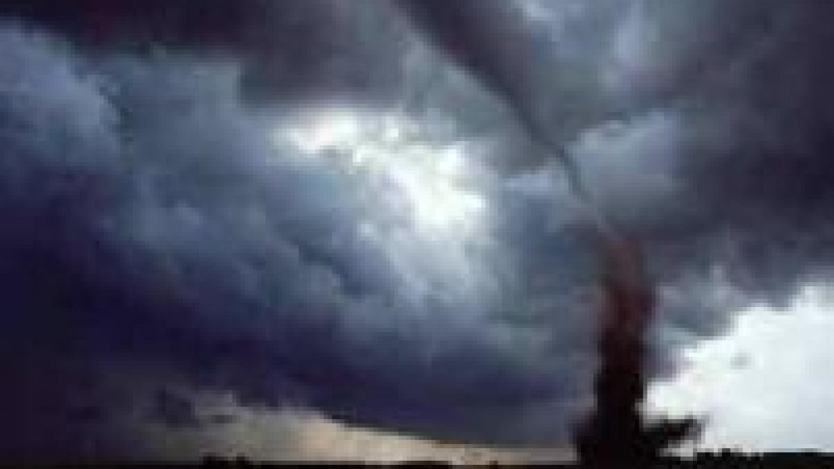 Două tornade puternice au lovit statul american Florida