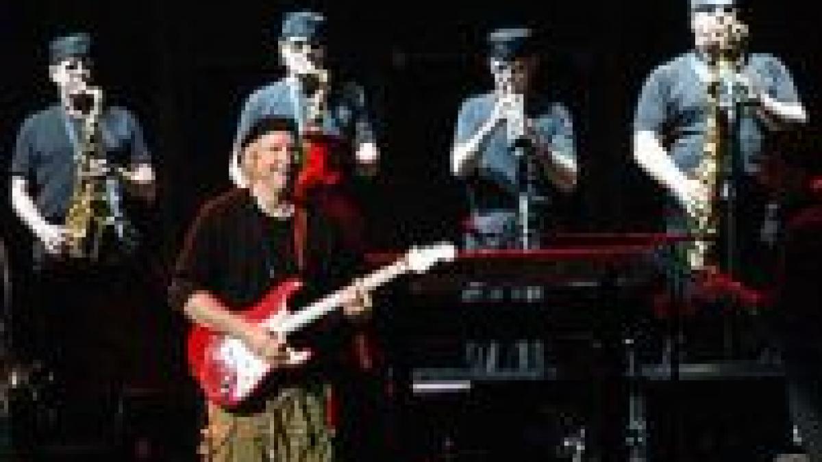 Eagles a lansat primul album de studio după 28 de ani  