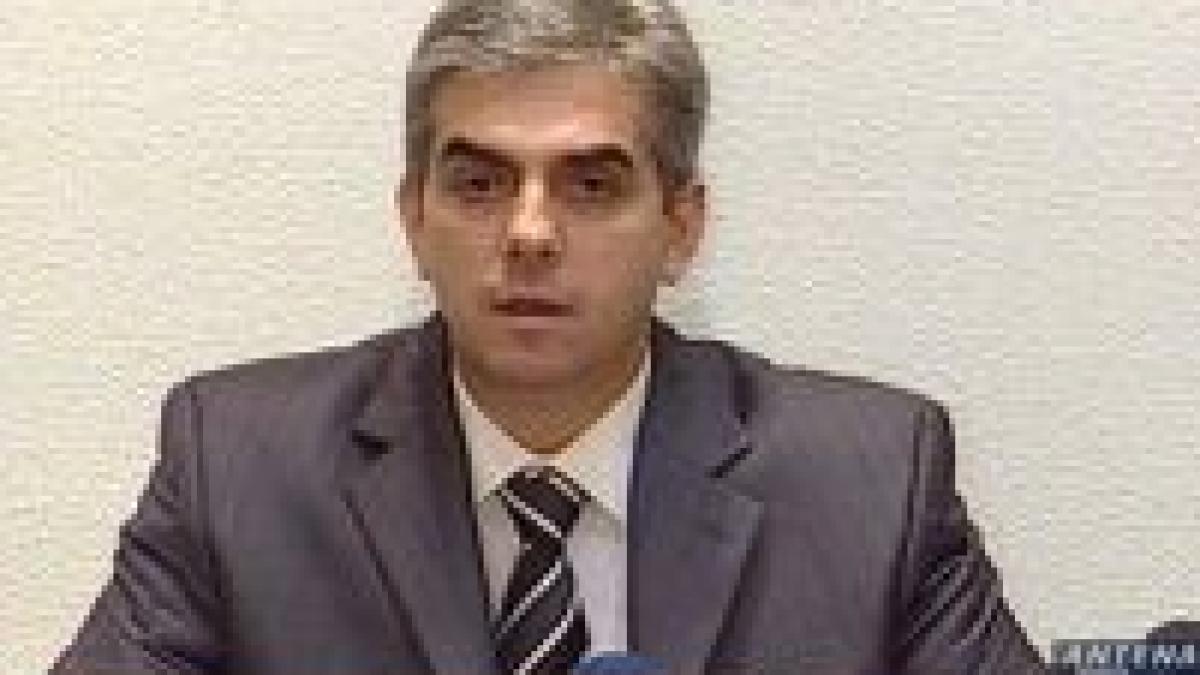 Nicolăescu: bolnavii de cancer sunt păcăliţi cu medicamentele de farmacişti