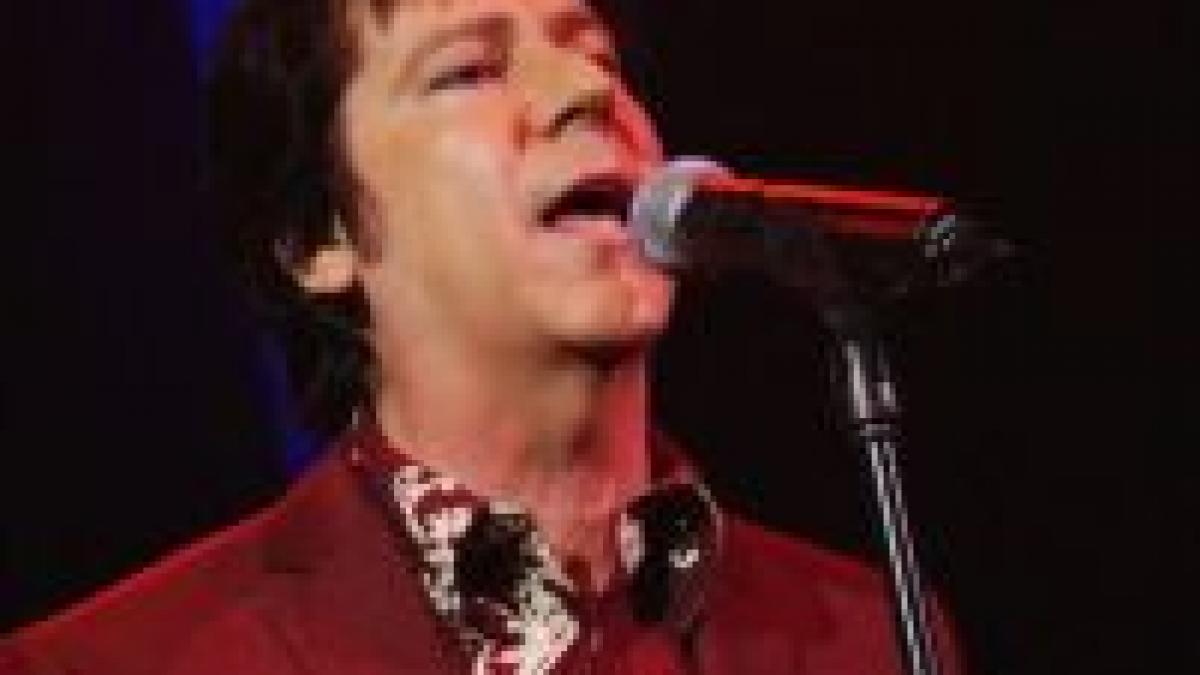 Shakin' Stevens va susţine 2 concerte în România 