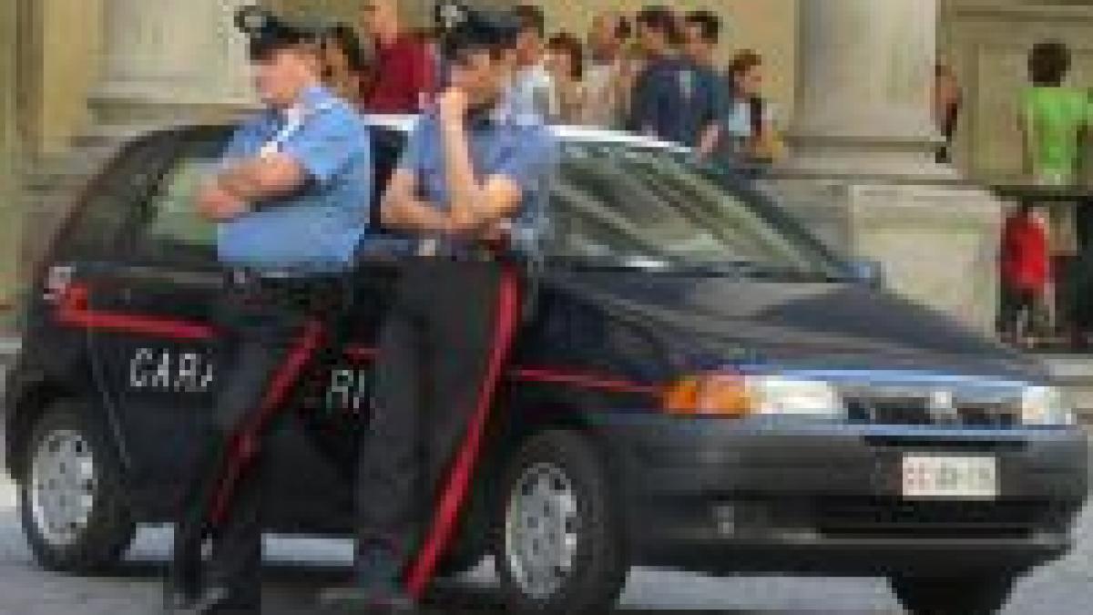 Italia. 5 poliţişti români sub acoperire vor ajuta carabinierii să-i identifice pe rromi  