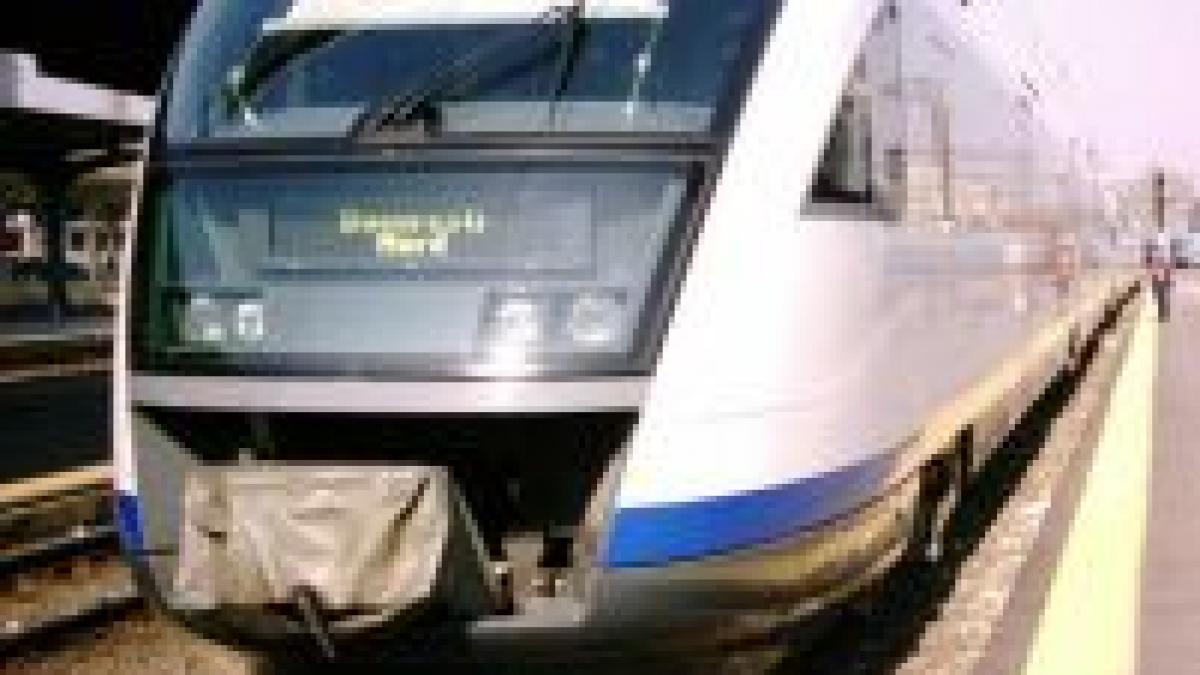 În perioada alegerilor, CFR şi RATB asigură servicii suplimentare
