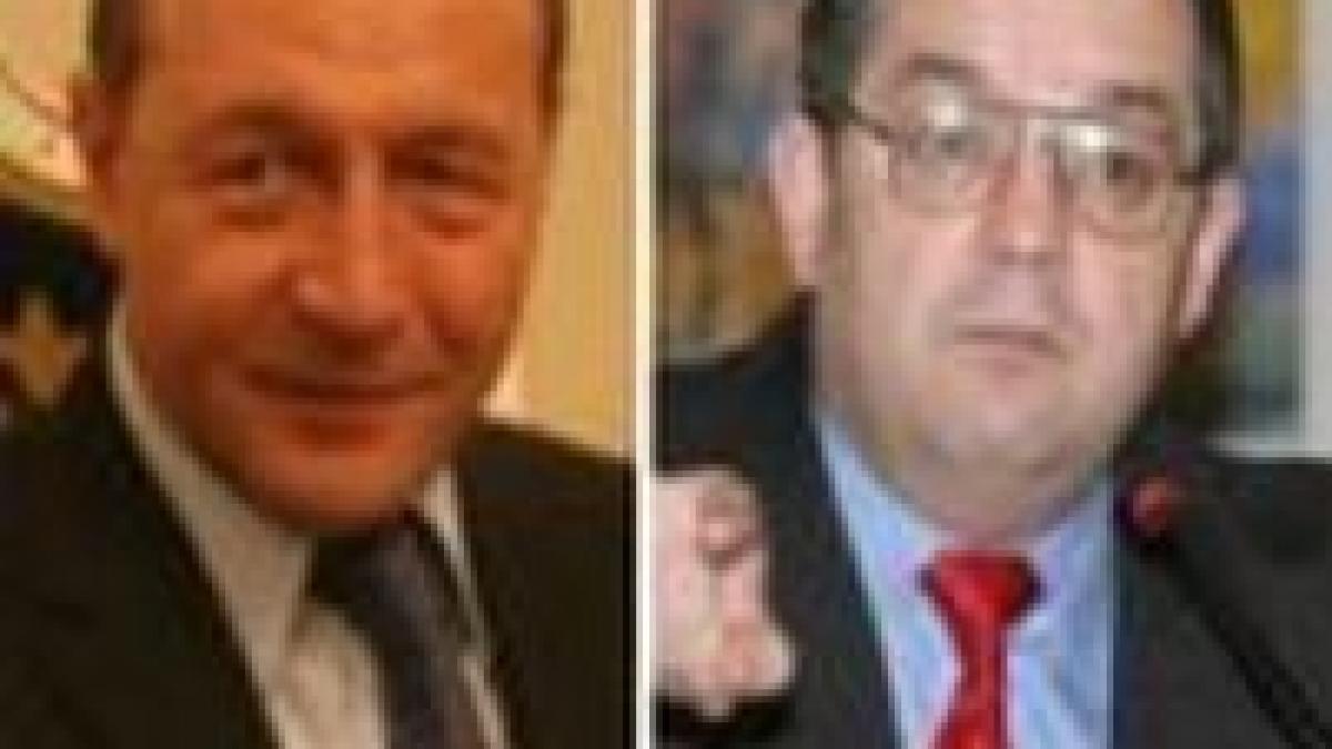 Băsescu a discutat cu liderii PD duminică seara. Doar 2 minute