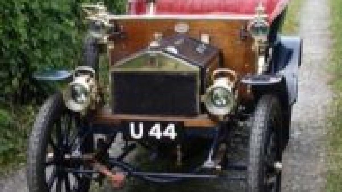 Rolls Royce din 1904 vândut cu 7 milioane de dolari