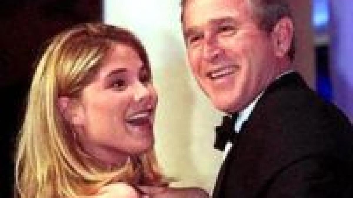 În familia Bush, aşa tată, aşa fiică. Jenna Bush şi-a sunat tatăl într-o emisiune TV <font color=red>(VIDEO)</font>