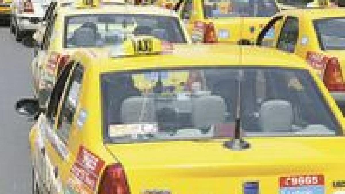 Protest al taximetriştilor în faţa Primăriei Capitalei