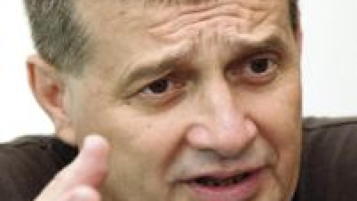 Dinescu dat în judecată pentru vinul de la conacul din Dolj