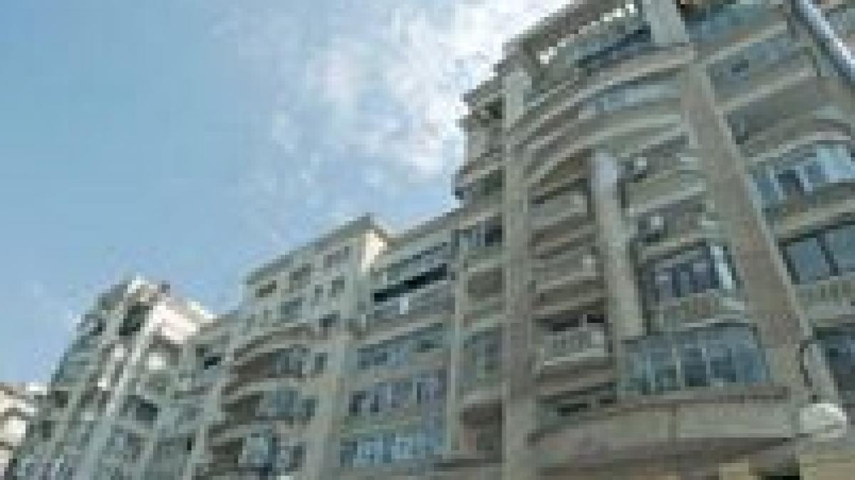 Apartamentele din blocurile comuniste s-au scumpit cu peste 50%, în 2007