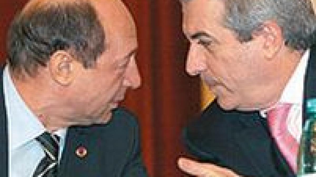 Băsescu s-a împăcat cu Tăriceanu din raţiuni diplomatice 