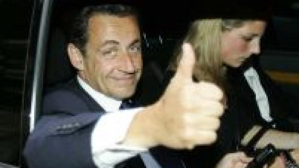 Popularitatea preşedintelui Nicolas Sarkozy este în scădere