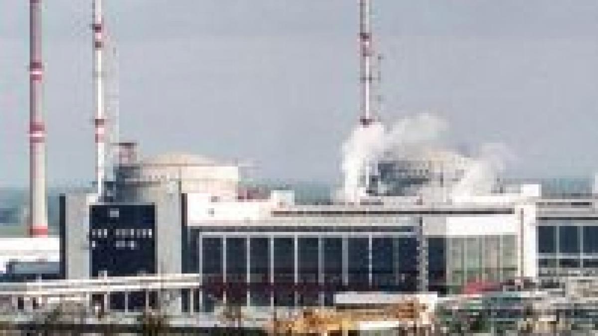 Ruşii construiesc o centrală nucleară la graniţa Bulgariei cu România