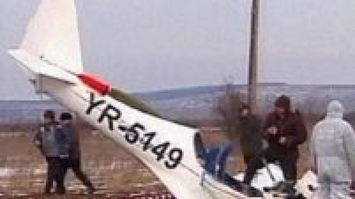 Avion prăbuşit în Suceava. Directorul combinatului de celuloză a murit 