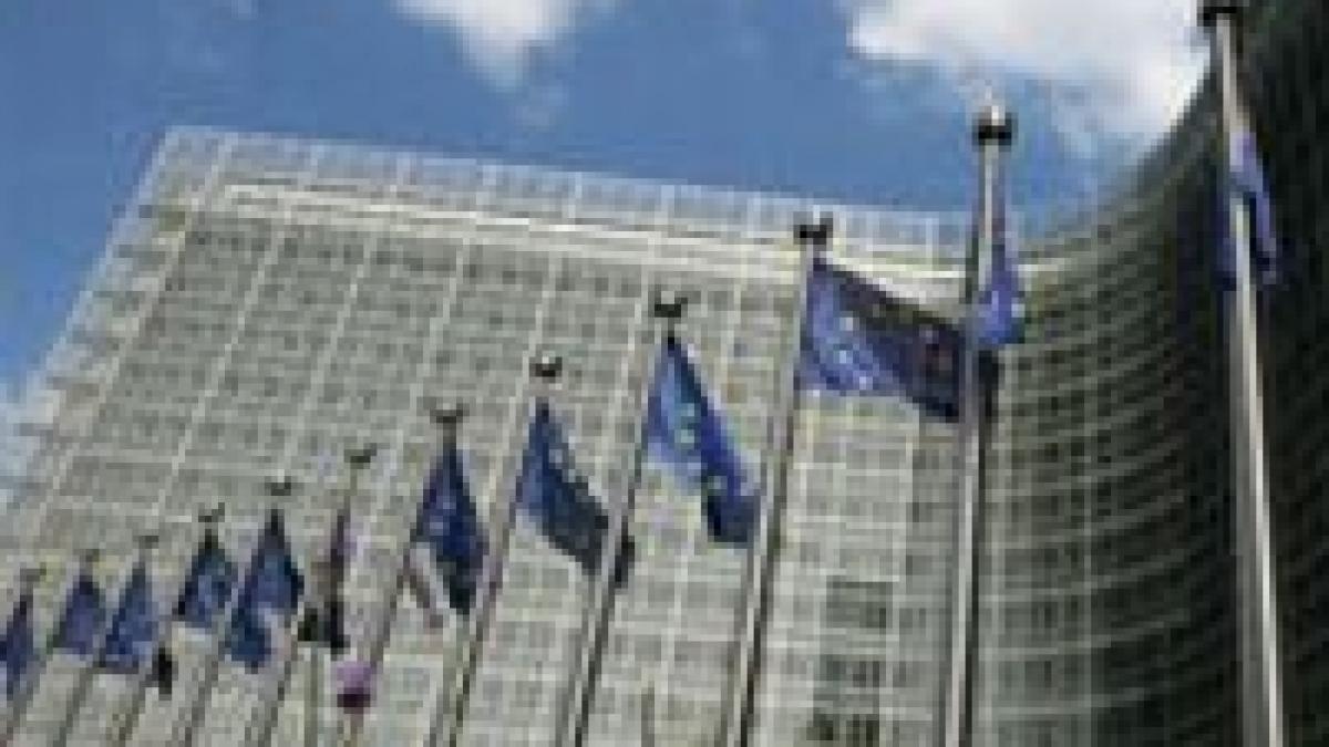 Comisia Europeană avertizează România: reduceţi deficitul public!