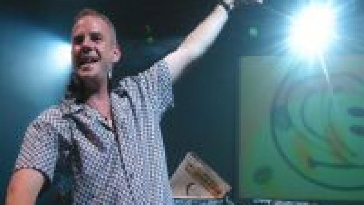 Fatboy Slim va mixa din nou în România