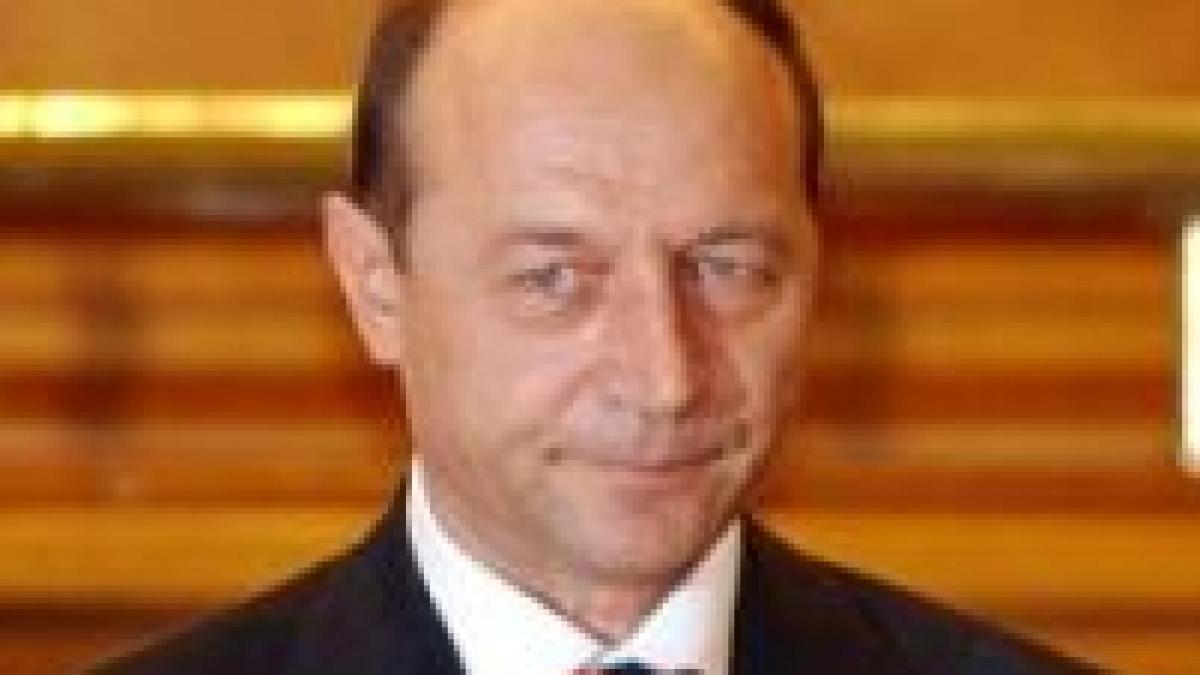 Cel mai scump cadou primit de Băsescu în 2007 valorează 400 de euro