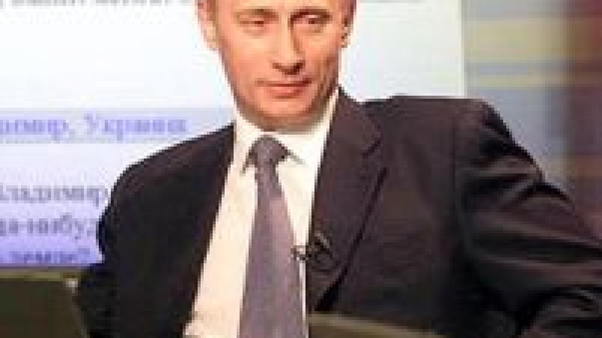 Putin a acceptat să participe la summitul NATO de la Bucureşti