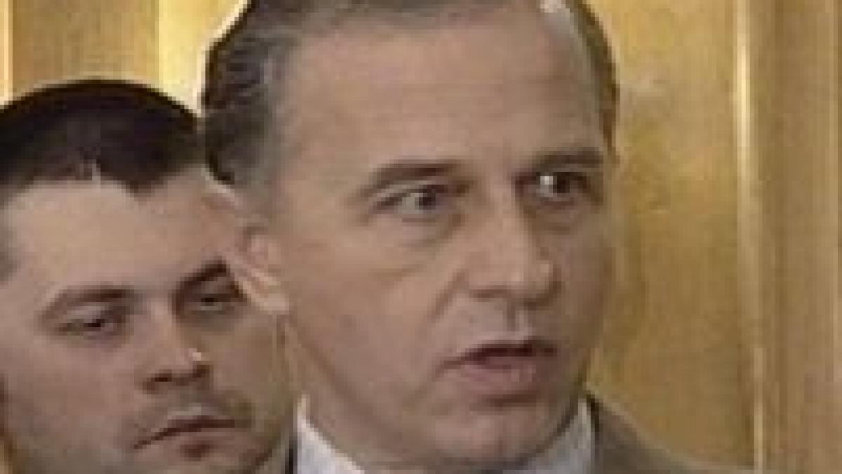 PSD şi PDL, atacul final? Kosovo şi taxa auto pot duce la căderea Guvernului