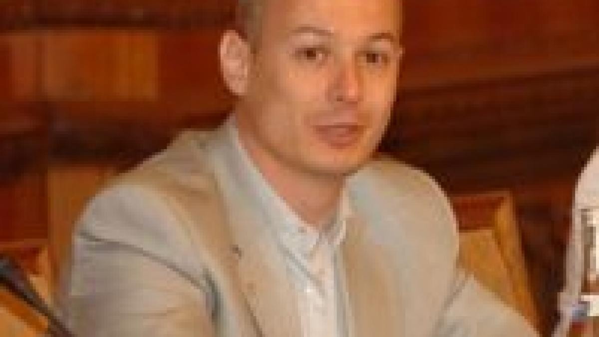 "Eficienţă maximă" în Plen: deputaţii au dezbătut 54 de acte normative în 40 de minute
