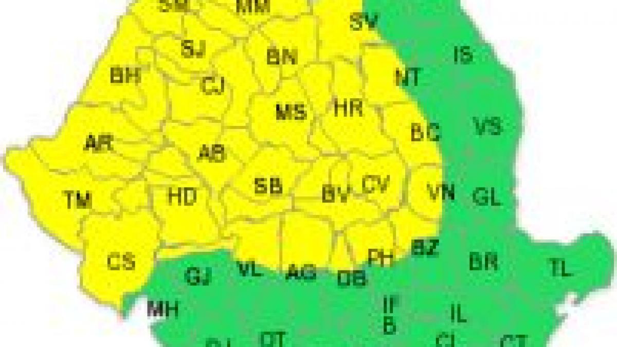 <font color=red>Avertizare meteo cod galben</font>. Precipitaţii şi vânt puternic în weekend