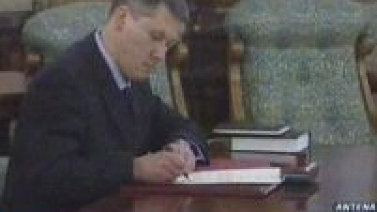 <font color=red>Cătălin Predoiu</font> este noul <font color=red>ministru al Justiţiei</font>