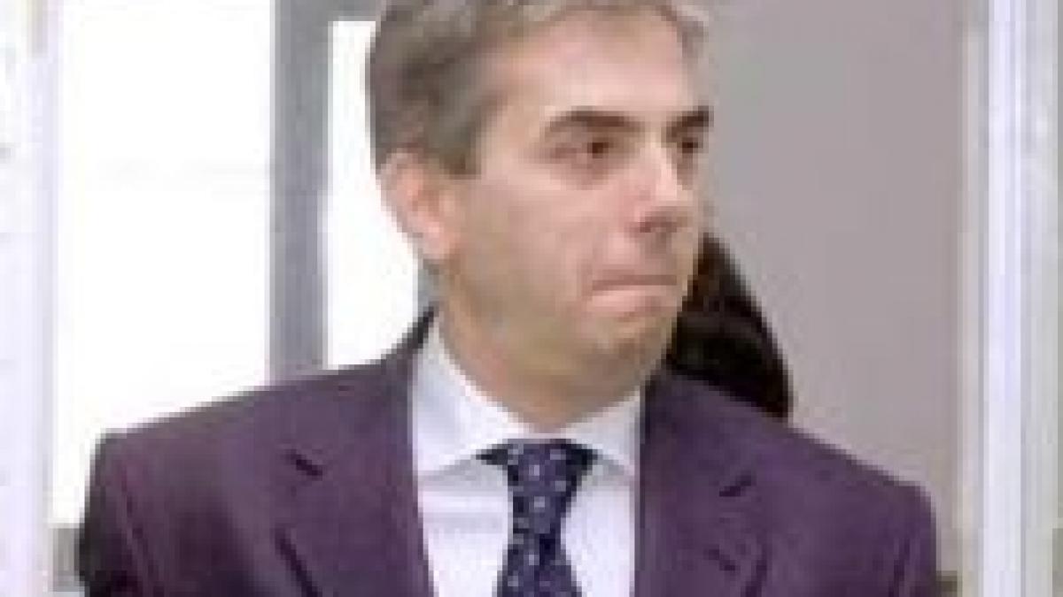 Nicolăescu: Jurnaliştii care vorbesc de ?criza Sănătăţii? ar trebui concediaţi