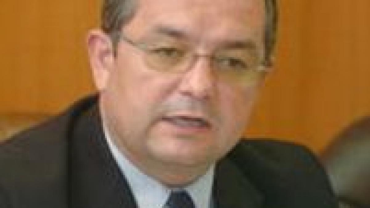 PDL a depus plângere penală împotriva lui Tăriceanu, pe tema taxei auto