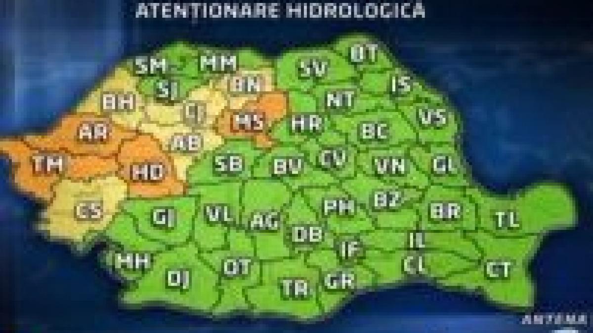 Avertizarea cu cod portocaliu pentru vestul ţării s-a prelungit 