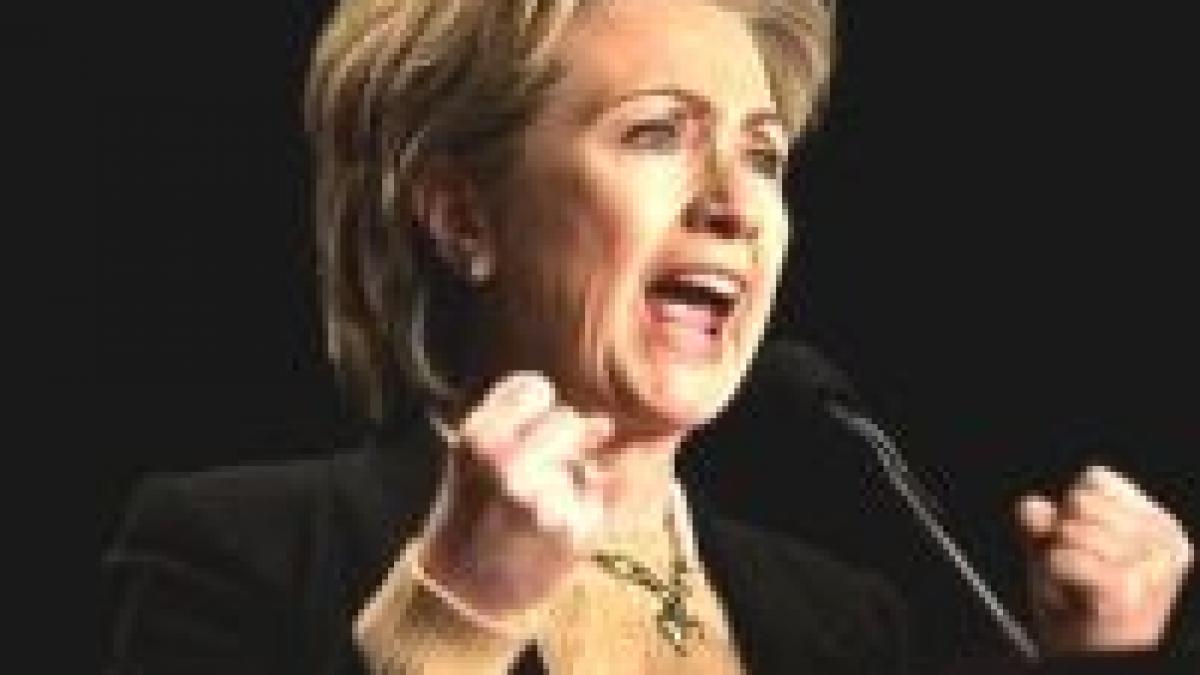 ?Monstrul? feminin vs. fiara ?de culoare?. Hillary şi Obama au rămas fără conslilieri