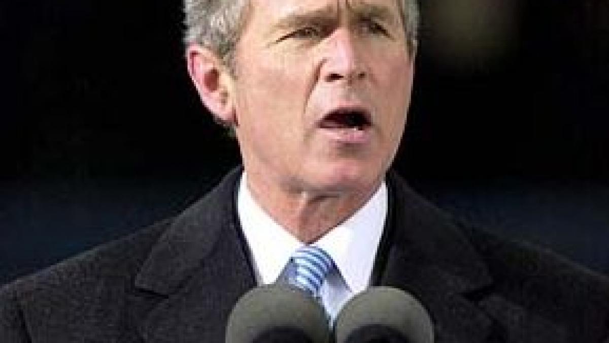 Preşedintele american George W. Bush aprobă furnizarea de arme statului Kosovo 