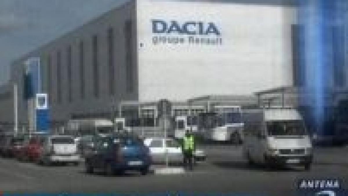 <font color=red>Grevă la Dacia.</font> Angajaţii au încetat lucrul pe perioadă nedeterminată