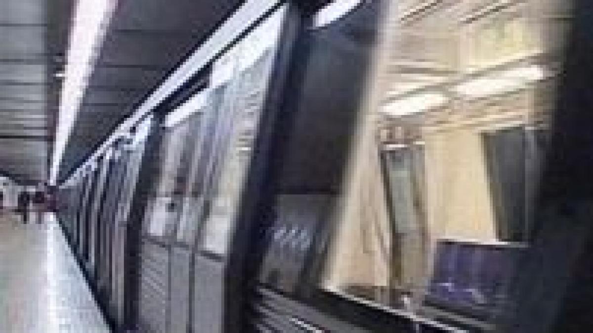 Bucureşti: Un bărbat a murit în staţia de metrou din Piaţa Universităţii