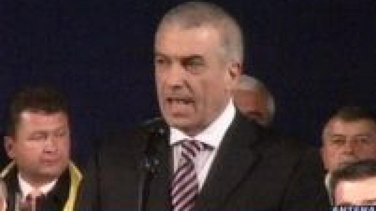 Tăriceanu: Stolojan şi Boc sunt doi papagali <font color=red>(VIDEO)</font>