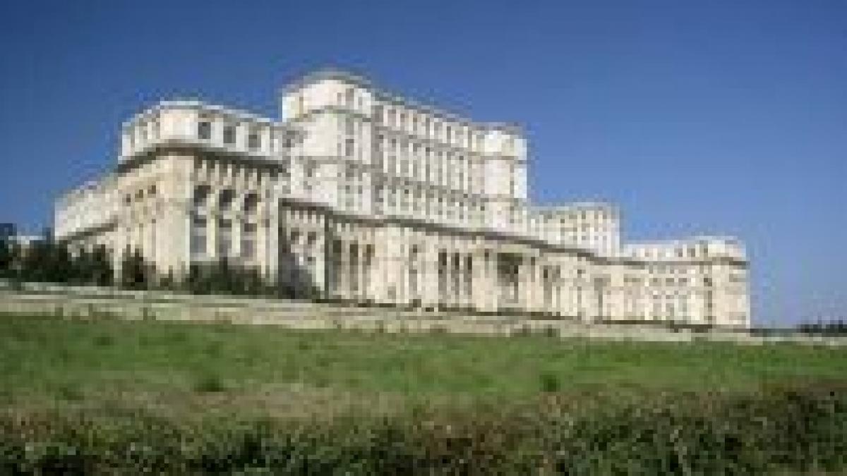 Alarmă la Palatul Parlamentului. O borsetă a fost găsită în apropierea clădirii