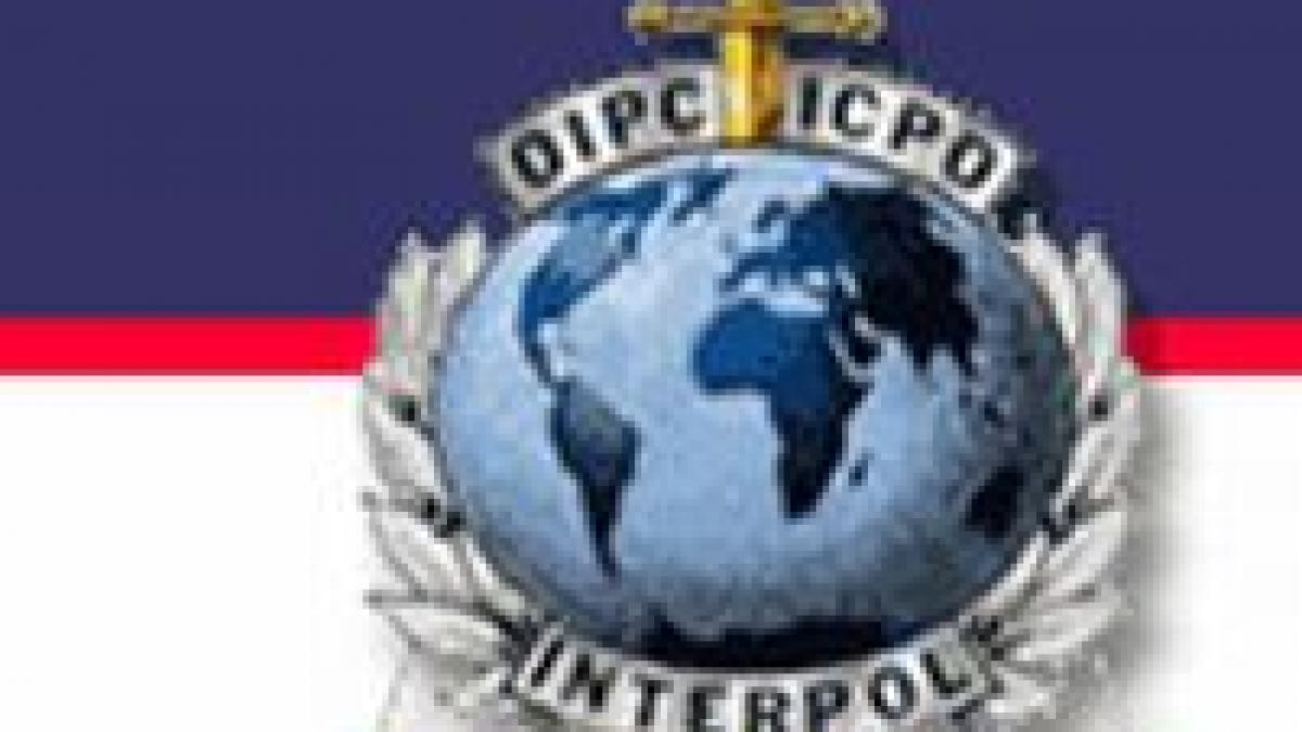 Român căutat prin Interpol, expulzat de autorităţile canadiene