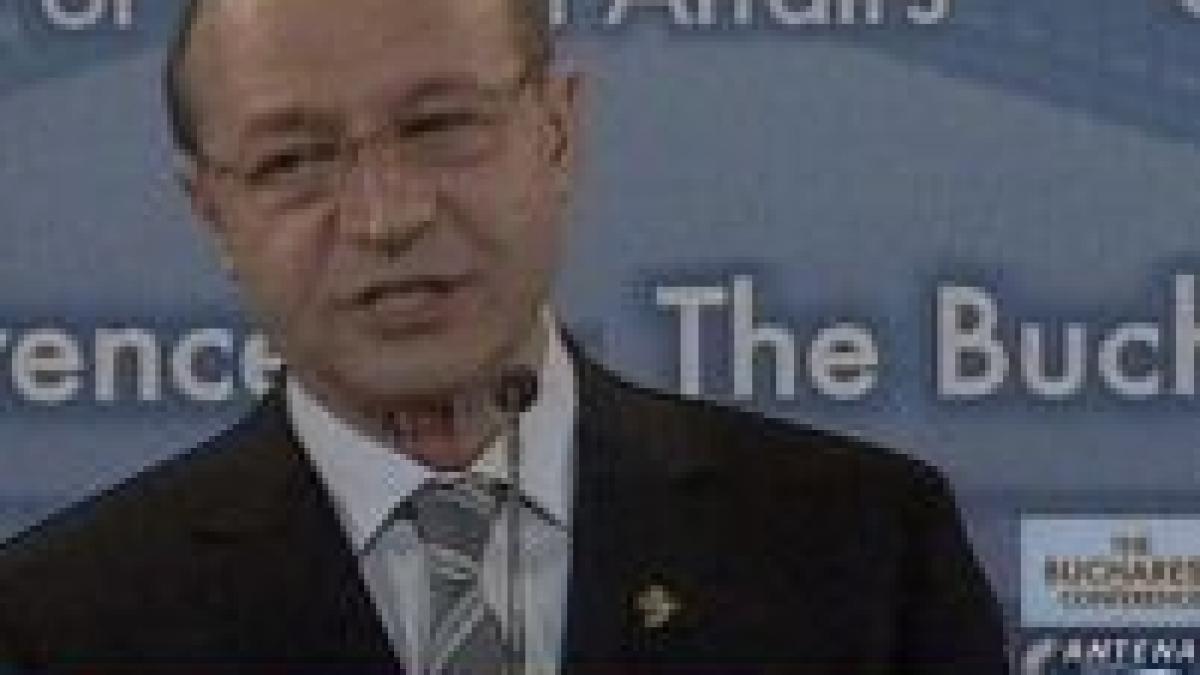 Băsescu: Dialogul cu Rusia nu exclude voinţa statelor din regiune de a intra în NATO