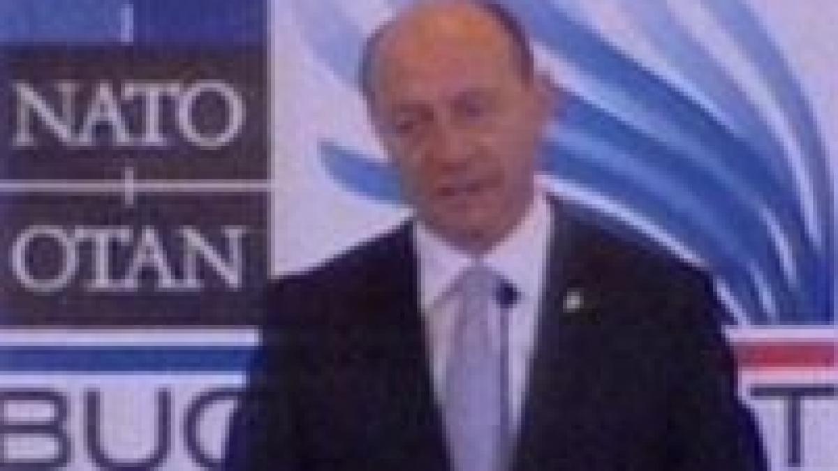 Băsescu: România va fi apărată de un scut antirachetă complementar, creat de NATO