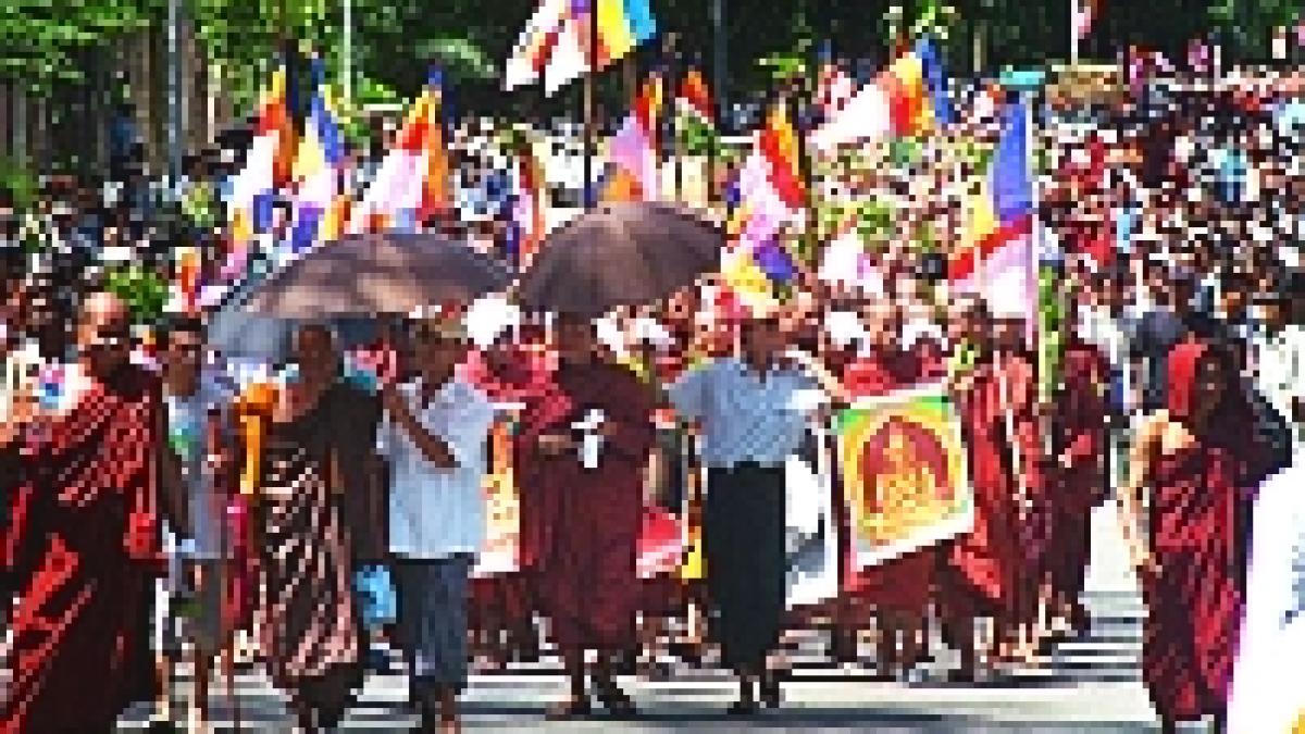 Coreea de Nord a vândut lansatoare de rachete Myanmarului 
