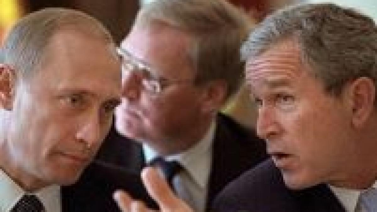 Discuţiile Rusia-NATO. Temele pe care le va aborda Putin la Bucureşti