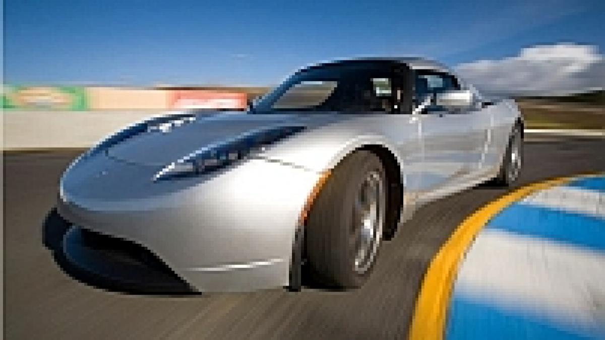 Supermaşina electrică Tesla Roadster va debuta în Europa <font color=red>(FOTO)</font>