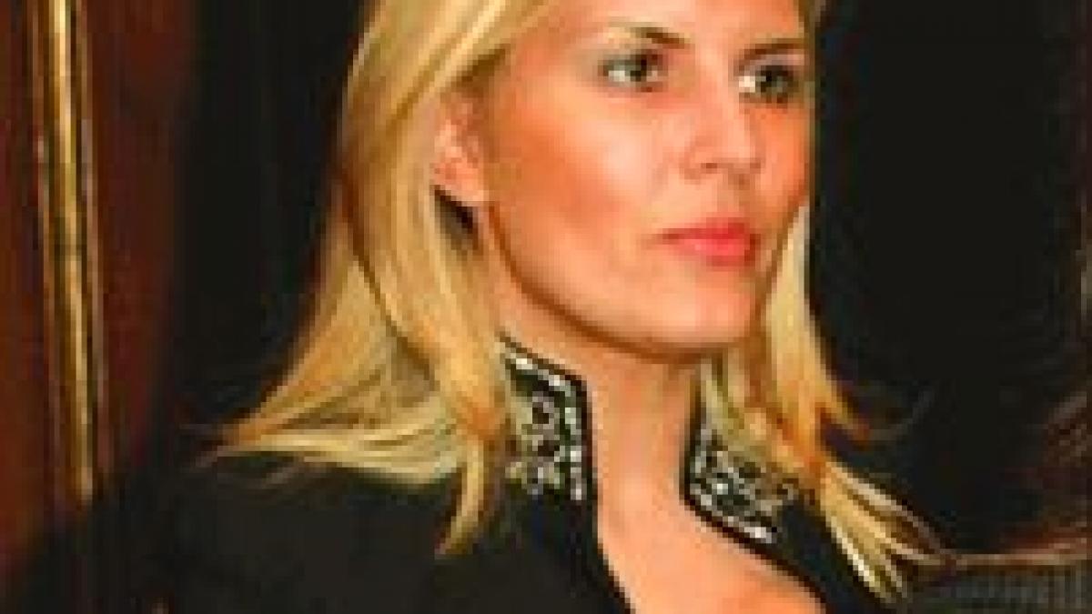 Elena Udrea: Tăriceanu este penibil şi jenant ca om politic, dar şi ca bărbat