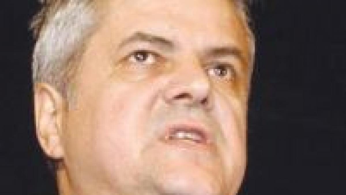 Adrian Năstase: "Cei care au crezut în miracole au primt un tiran"