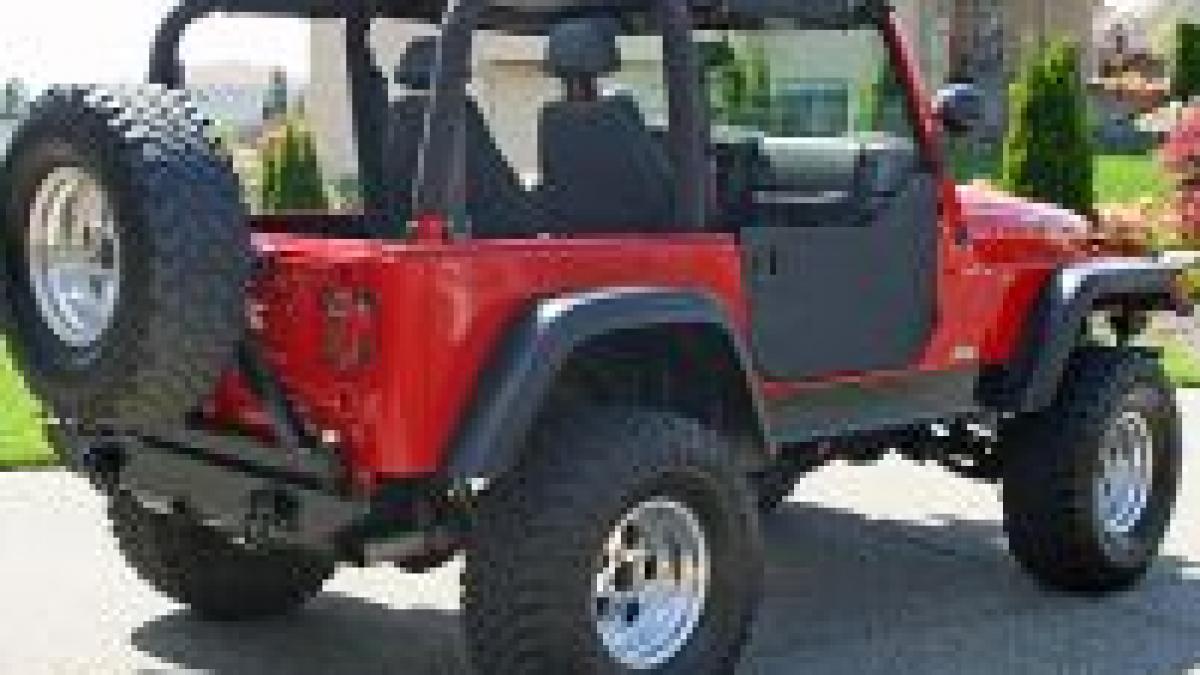 Taxa de timbru social pentru jeep-urile de import a fost eliminată