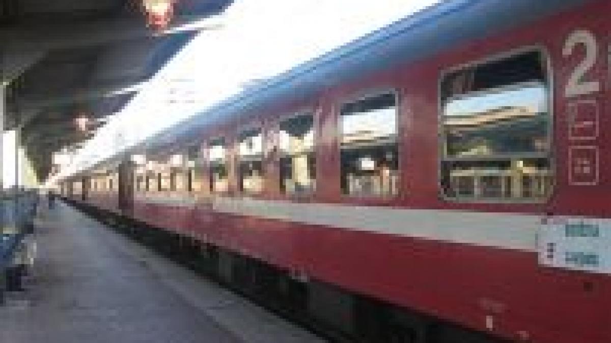 CFR suplimentează trenurile spre litoral pentru minivacanţa de 1 mai