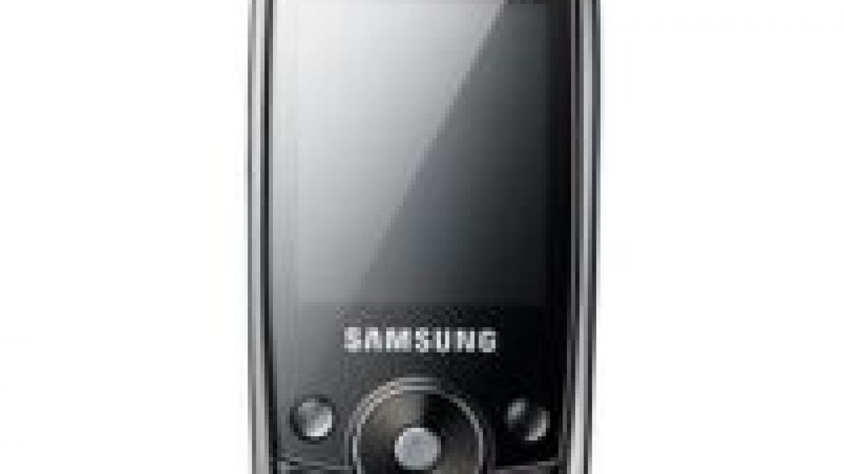 Samsung SGH-J700, un mobil care îmbină stilul cu 