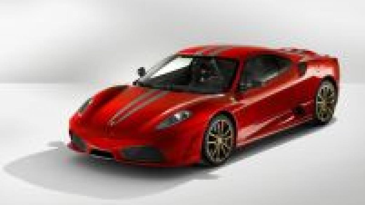 Ferrari, primul showroom în România. Cea mai ieftină maşină: 110.000 euro <font color=red>(VIDEO)</font> 