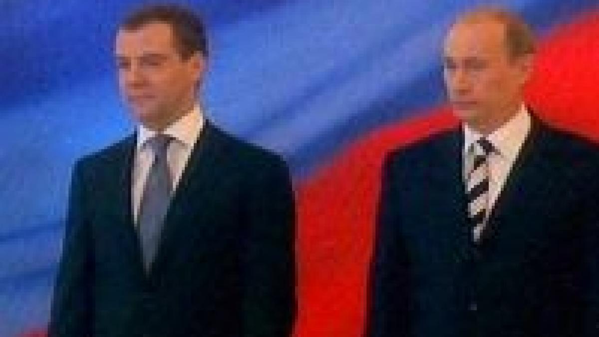 Dimitri Medvedev, noul lider de la Kremlin. Vladimir Putin va fi investit premier