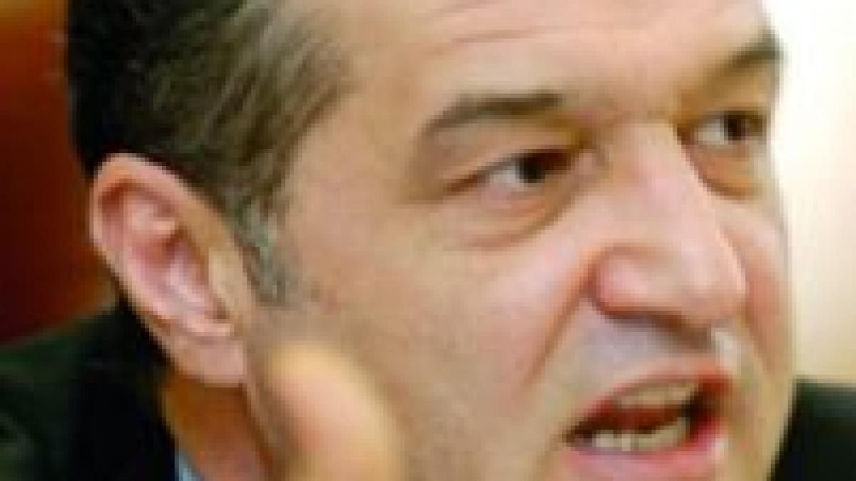 Gigi Becali acuzat pentru ?valiza de la Cluj?, dar şi pentru ?sacoşa de la Bistriţa?